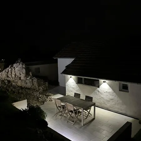 Maison Au Bord De L'eau Les Roches Villa *